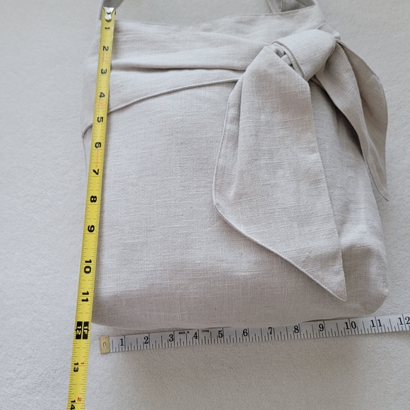 TippyThai | Cotton Twill Crossbody / Shoulder Bag NWOT natural color w/Bow - Picture 3 of 16